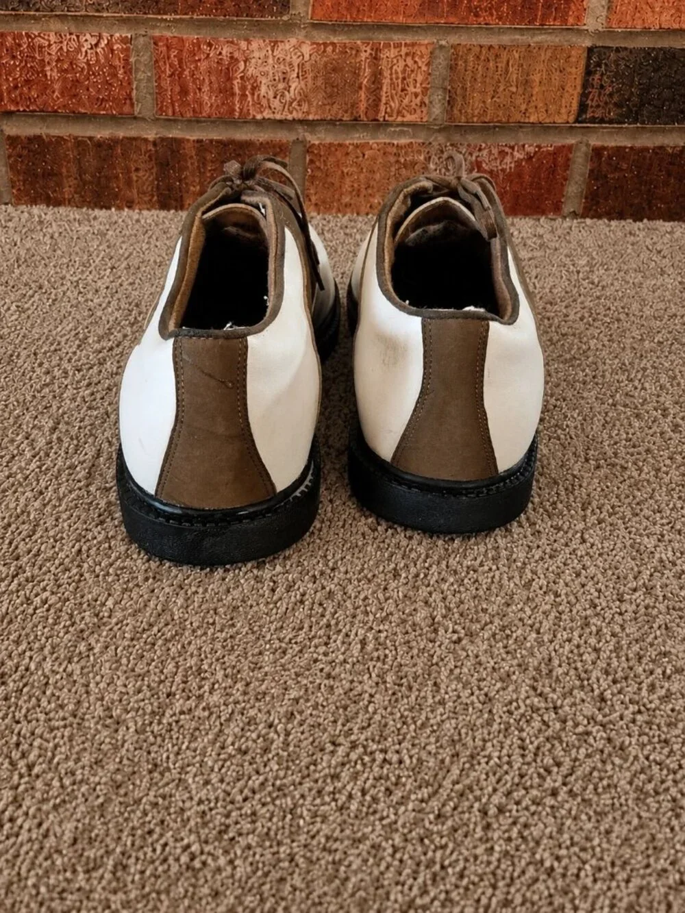 Nike Air Women's 8.5 Golf Shoes Cleats White Brown Saddle Leather